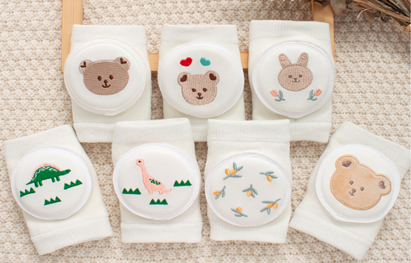 Baby Knee Pads with Cute Animal Embroidery – Safe Crawling, Happy Baby